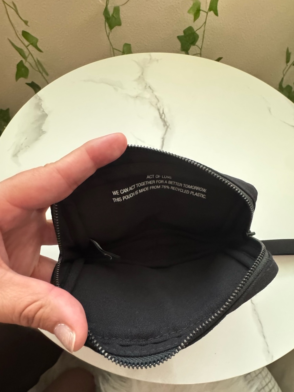 Valentino Black Wristlet Clutch Pouch GWP!! - Picture 3 of 6